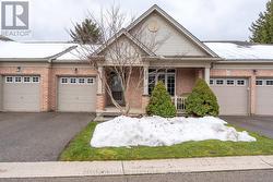 209 - 2025 MEADOWGATE BOULEVARD  London, ON N6M 1K9