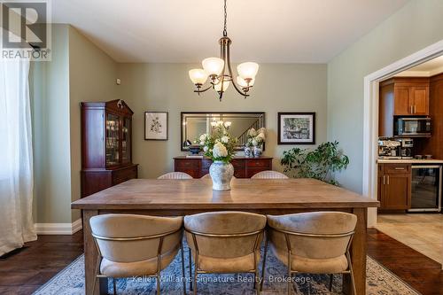 81 Glancaster Road, Hamilton (Ancaster), ON - Indoor Photo Showing Dining Room