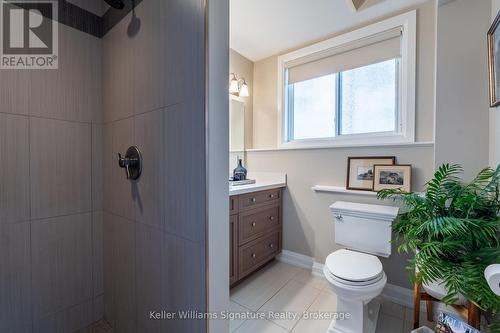 81 Glancaster Road, Hamilton (Ancaster), ON - Indoor Photo Showing Bathroom