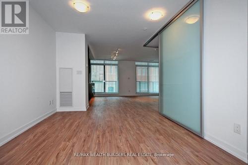 210 - 377 Madison Avenue, Toronto, ON - Indoor Photo Showing Other Room