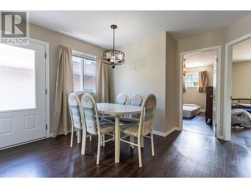 935 Dominion Street, Kamloops, BC - Indoor Photo Showing Dining Room