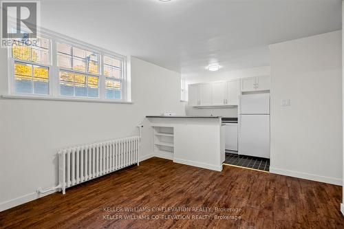 16 - 2676 Yonge Street, Toronto, ON - Indoor Photo Showing Other Room