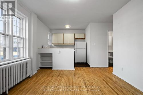 106 - 2676 Yonge Street, Toronto, ON - Indoor