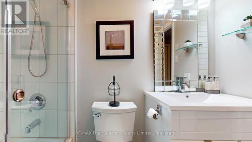 108 Liisa'S Lane, Blue Mountains (Blue Mountain Resort Area), ON - Indoor Photo Showing Bathroom