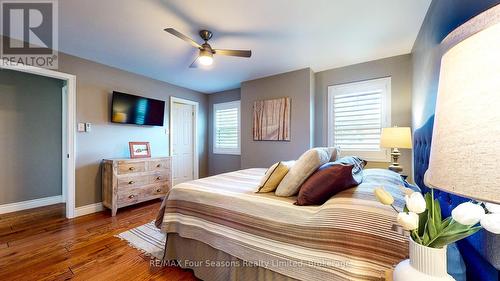 108 Liisa'S Lane, Blue Mountains (Blue Mountain Resort Area), ON - Indoor Photo Showing Bedroom