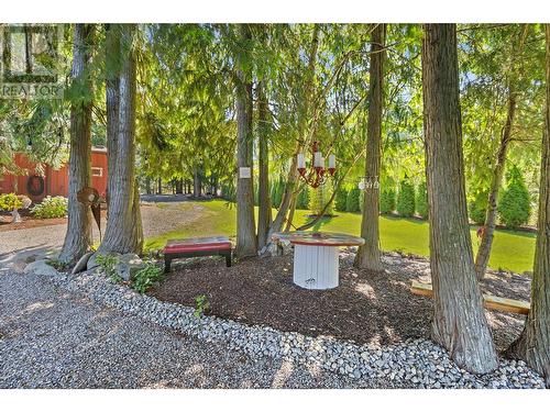 2672 Mckenzie Road, Sorrento, BC - Outdoor