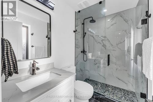 35 Munford Crescent, Toronto, ON - Indoor Photo Showing Bathroom