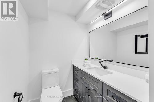 35 Munford Crescent, Toronto, ON - Indoor Photo Showing Bathroom