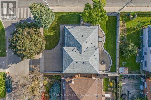 35 Munford Crescent, Toronto, ON - Outdoor