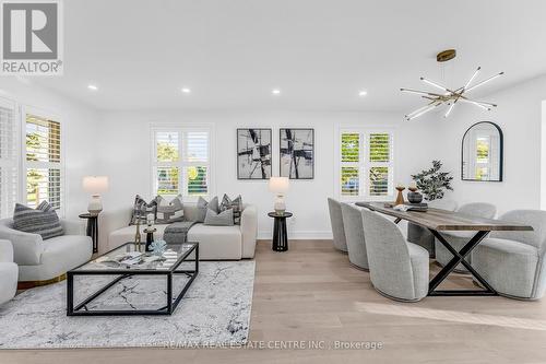 35 Munford Crescent, Toronto, ON - Indoor Photo Showing Living Room