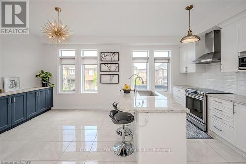 3300 Erasmum Street, Oakville, ON - Indoor Photo Showing Kitchen With Upgraded Kitchen