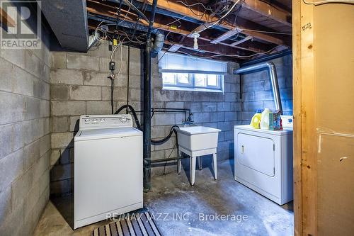 903 Hutchison Avenue, Whitby (Downtown Whitby), ON - Indoor Photo Showing Laundry Room