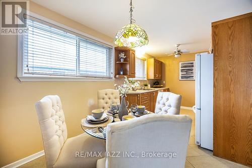 903 Hutchison Avenue, Whitby (Downtown Whitby), ON - Indoor Photo Showing Dining Room