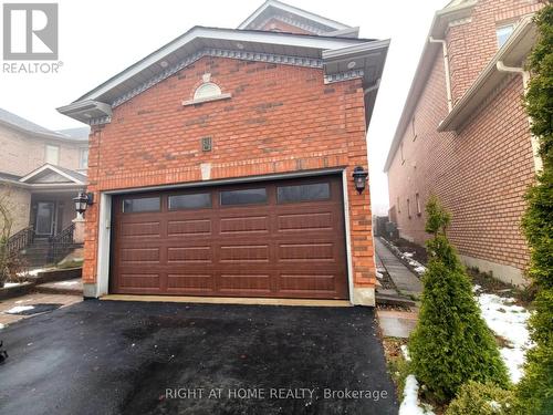 Bsmt - 31 Eagle Peak Drive, Richmond Hill (Westbrook), ON - Outdoor