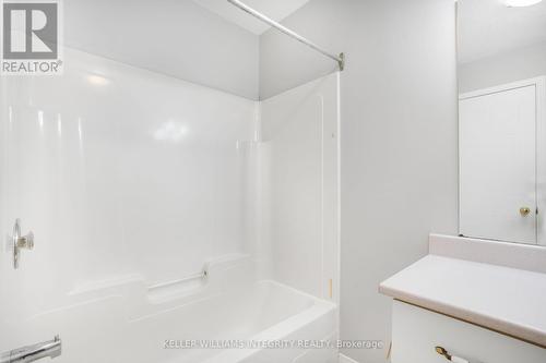 739 Morris Street, Clarence-Rockland, ON - Indoor Photo Showing Bathroom