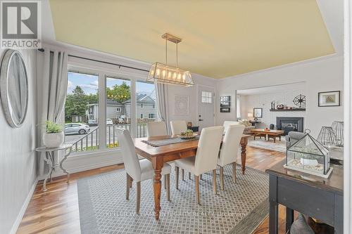 887 Notre Dame Street, Russell, ON - Indoor Photo Showing Dining Room