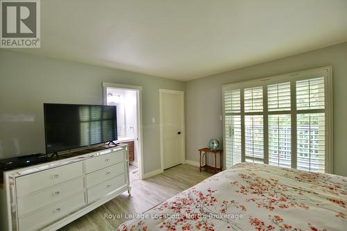 592 Oxbow Crescent, Collingwood, ON - Indoor Photo Showing Bedroom