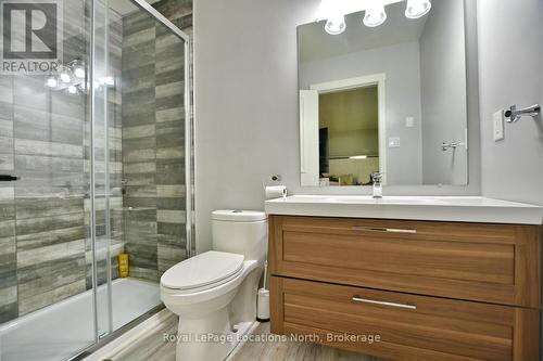 592 Oxbow Crescent, Collingwood, ON - Indoor Photo Showing Bathroom