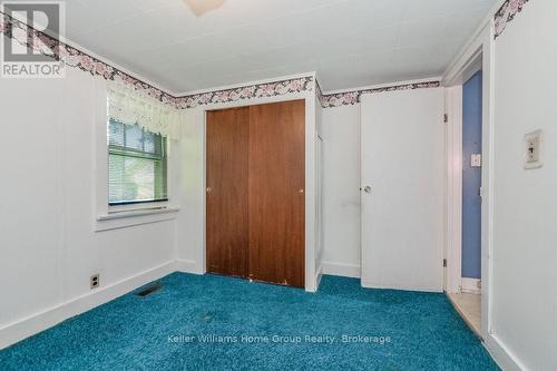 19 Peel Street W, Mapleton (Alma), ON - Indoor Photo Showing Other Room