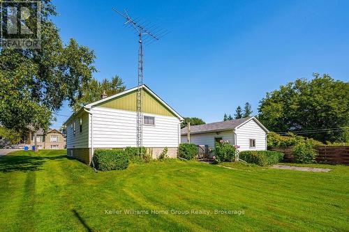 19 Peel Street W, Mapleton (Alma), ON - Outdoor