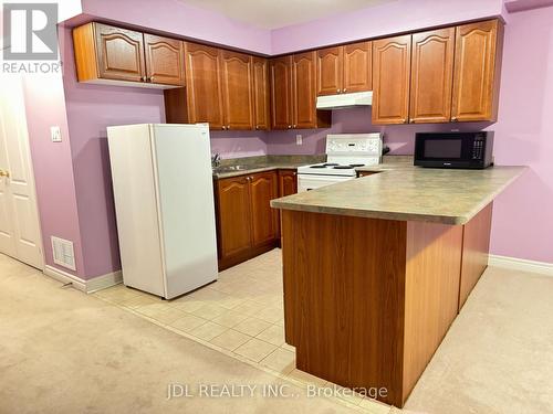 Bsmt - 94A Ellerslie Avenue, Toronto, ON - Indoor Photo Showing Kitchen