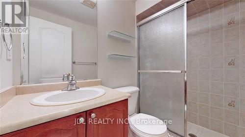 Bsmt - 94A Ellerslie Avenue, Toronto, ON - Indoor Photo Showing Bathroom