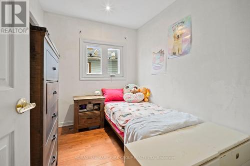 778 Sheppard Avenue, Georgina, ON - Indoor Photo Showing Bedroom