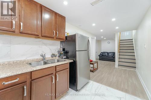 86 Summerdale Crescent, Brampton, ON - Indoor Photo Showing Kitchen With Double Sink