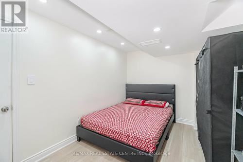 86 Summerdale Crescent, Brampton, ON - Indoor Photo Showing Bedroom