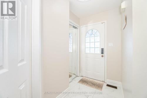 86 Summerdale Crescent, Brampton, ON - Indoor Photo Showing Other Room