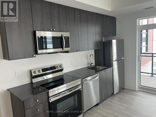 323 - 490 Gordon Krantz Ave, Milton, ON - Indoor Photo Showing Kitchen With Stainless Steel Kitchen