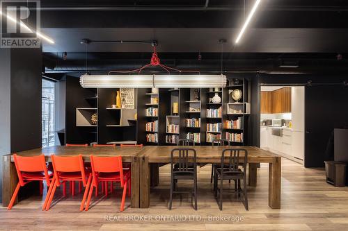 Ph12 - 383 Sorauren Avenue, Toronto, ON - Indoor Photo Showing Dining Room