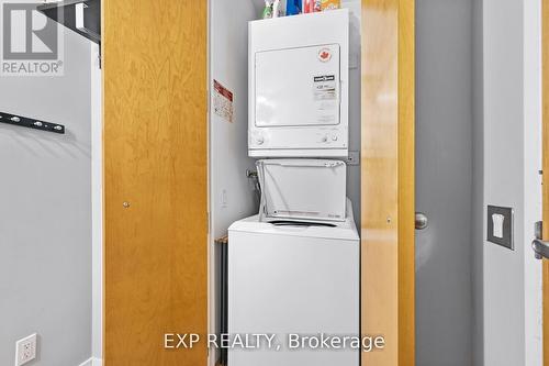 640 - 155 Dalhousie Street, Toronto, ON - Indoor Photo Showing Laundry Room