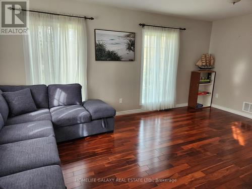 55 Cedar Crest Beach Road, Clarington, ON - Indoor Photo Showing Living Room