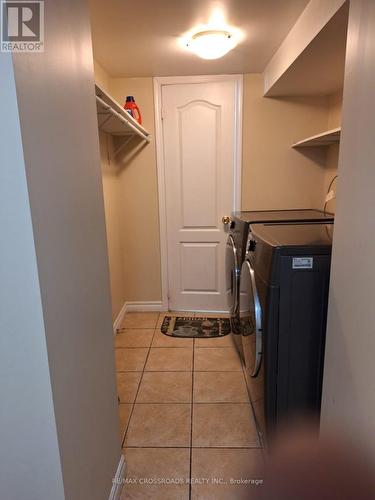 9 Holloway Road, Markham, ON - Indoor Photo Showing Laundry Room