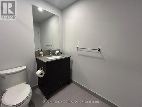 2904 - 4130 Parkside Village Drive, Mississauga, ON - Indoor Photo Showing Bathroom