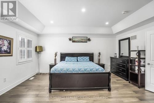 28 Clockwork Drive, Brampton, ON - Indoor Photo Showing Bedroom