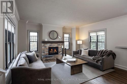 3086 Princess Boulevard, Burlington, ON - Indoor Photo Showing Living Room With Fireplace