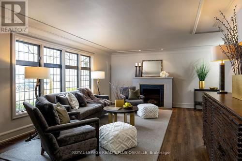 3086 Princess Boulevard, Burlington, ON - Indoor Photo Showing Living Room With Fireplace