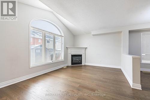 28 Pauline Crescent, Brampton, ON - Indoor With Fireplace