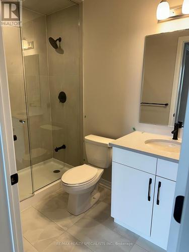 520 - 490 Gordon Krantz Avenue, Milton, ON - Indoor Photo Showing Bathroom