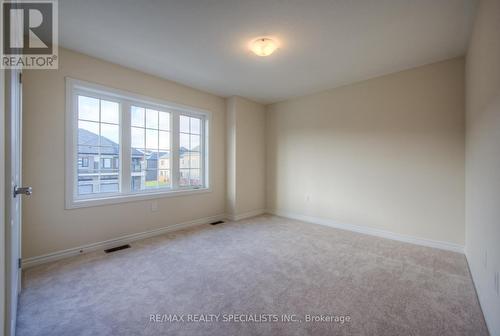 4 Poole Street, Brantford, ON - Indoor Photo Showing Other Room