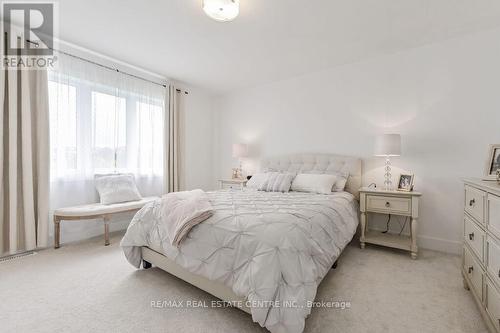 30 - 690 Broadway, Orangeville, ON - Indoor Photo Showing Bedroom