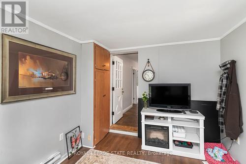 2 Mountain Brow Boulevard, Hamilton, ON - Indoor