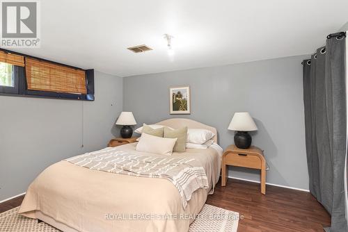 2 Mountain Brow Boulevard, Hamilton, ON - Indoor Photo Showing Bedroom