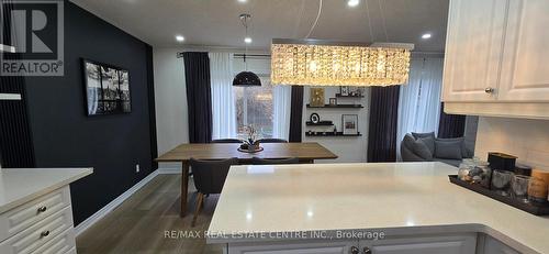 210 Dorchester Drive, Grimsby, ON - Indoor Photo Showing Kitchen