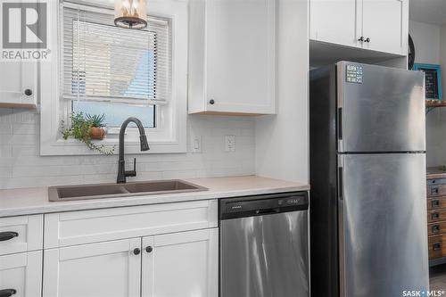 8 Hordern Street, Shields, SK - Indoor Photo Showing Kitchen With Double Sink