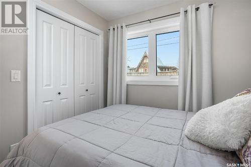 8 Hordern Street, Shields, SK - Indoor Photo Showing Bedroom