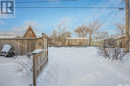 8 Hordern Street, Shields, SK - Outdoor