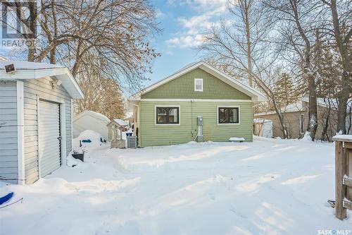 8 Hordern Street, Shields, SK - Outdoor